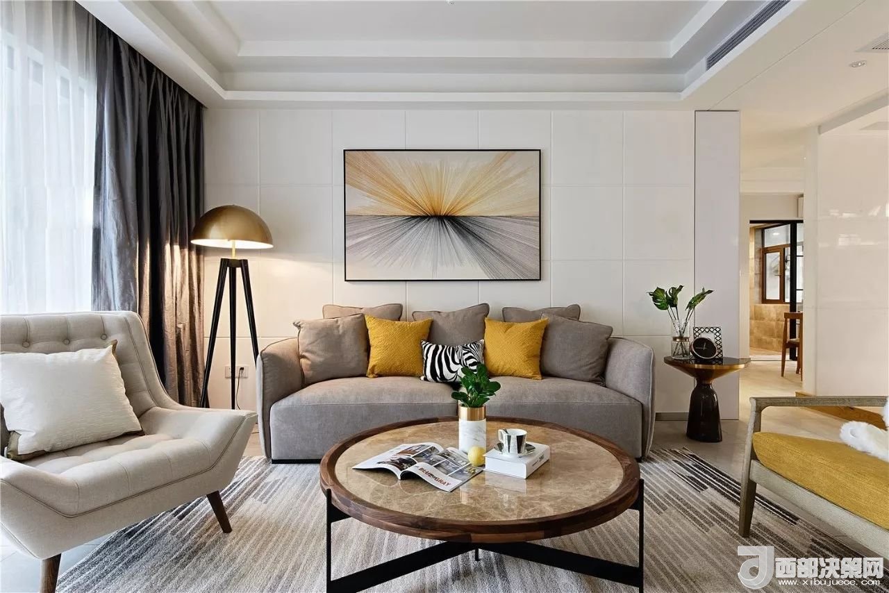 沙發(fā)背景墻選對(duì)裝飾畫，才能美了整個(gè)客廳空間！
