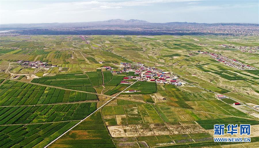 （壯麗70年·奮斗新時(shí)代——共和國發(fā)展成就巡禮·圖文互動(dòng)）（1）生態(tài)美、百姓富——品讀嶄新“寧夏畫卷”