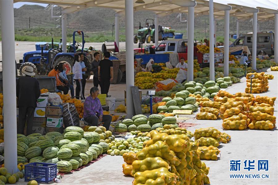 （壯麗70年·奮斗新時(shí)代——共和國發(fā)展成就巡禮·圖文互動(dòng)）（5）生態(tài)美、百姓富——品讀嶄新“寧夏畫卷”