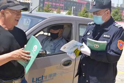 西烏旗公安局禁毒大隊(duì)開展“六一”禁毒宣傳活動