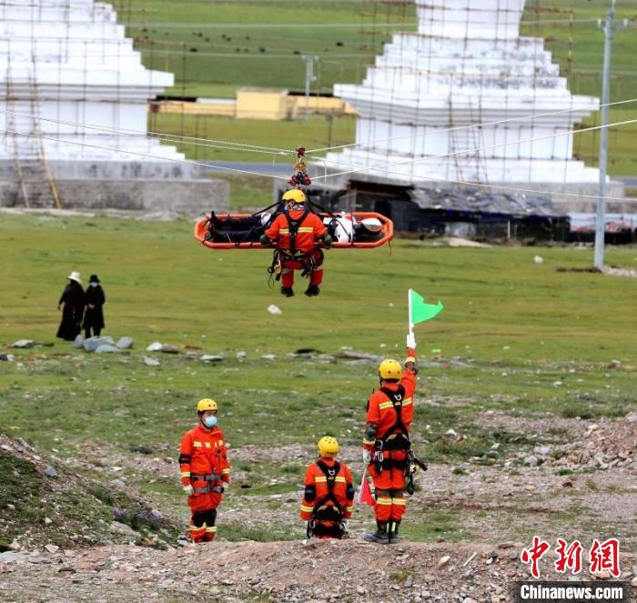 圖為應(yīng)急演練現(xiàn)場(chǎng)。青海省應(yīng)急廳