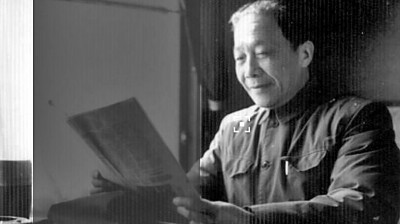 舍我其誰(shuí)報(bào)國(guó)志，碧血丹心愛(ài)國(guó)情