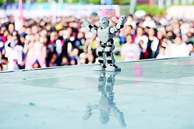 激勵(lì)創(chuàng)新，樹(shù)立“強(qiáng)國(guó)有我”鴻鵠志