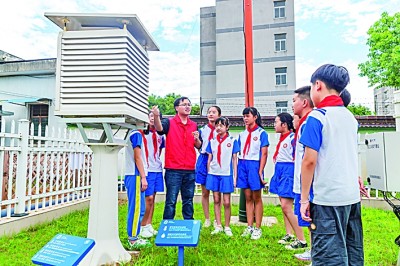 激勵(lì)創(chuàng)新，樹(shù)立“強(qiáng)國(guó)有我”鴻鵠志