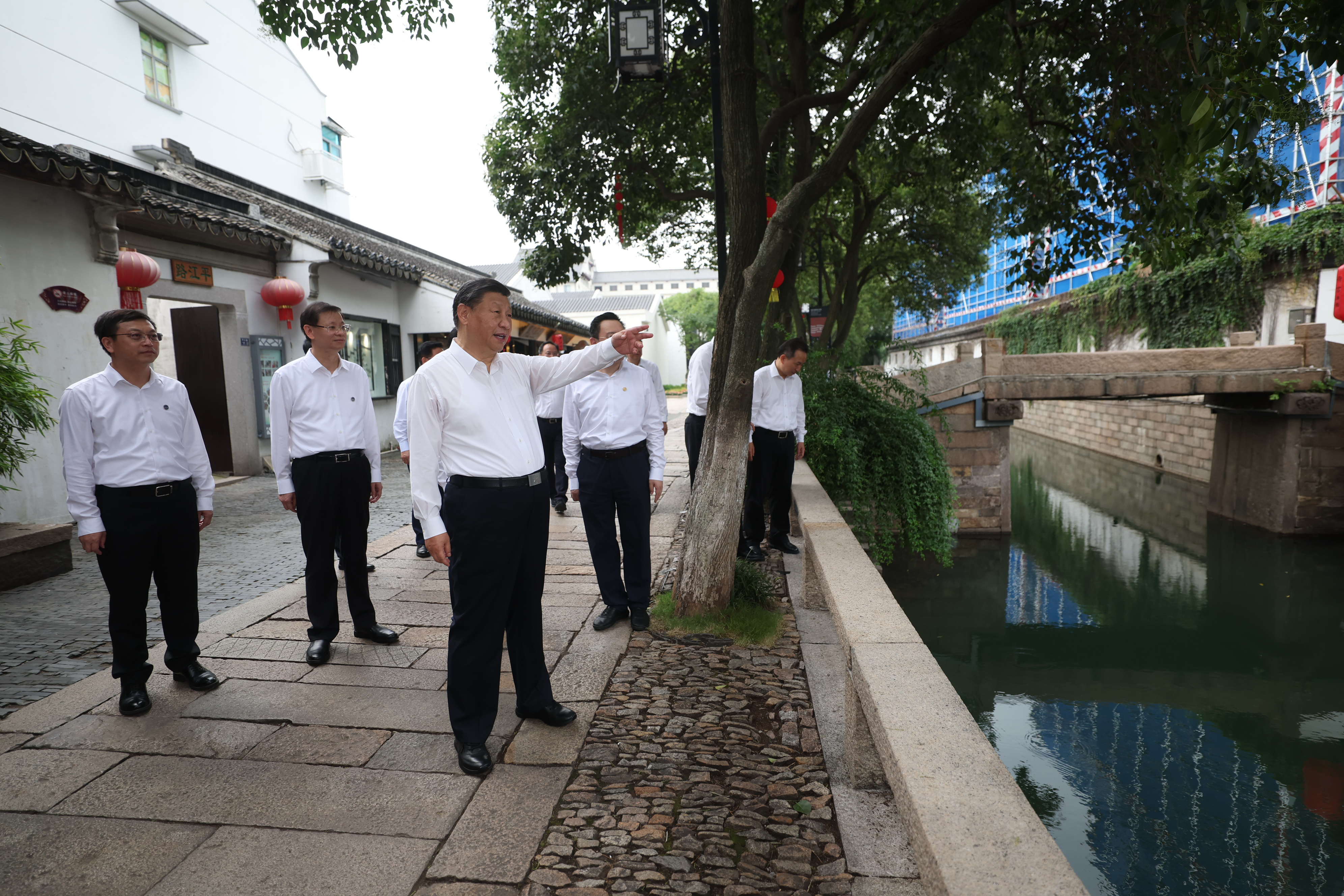2023年7月6日，習(xí)近平在蘇州平江歷史文化街區(qū)考察。